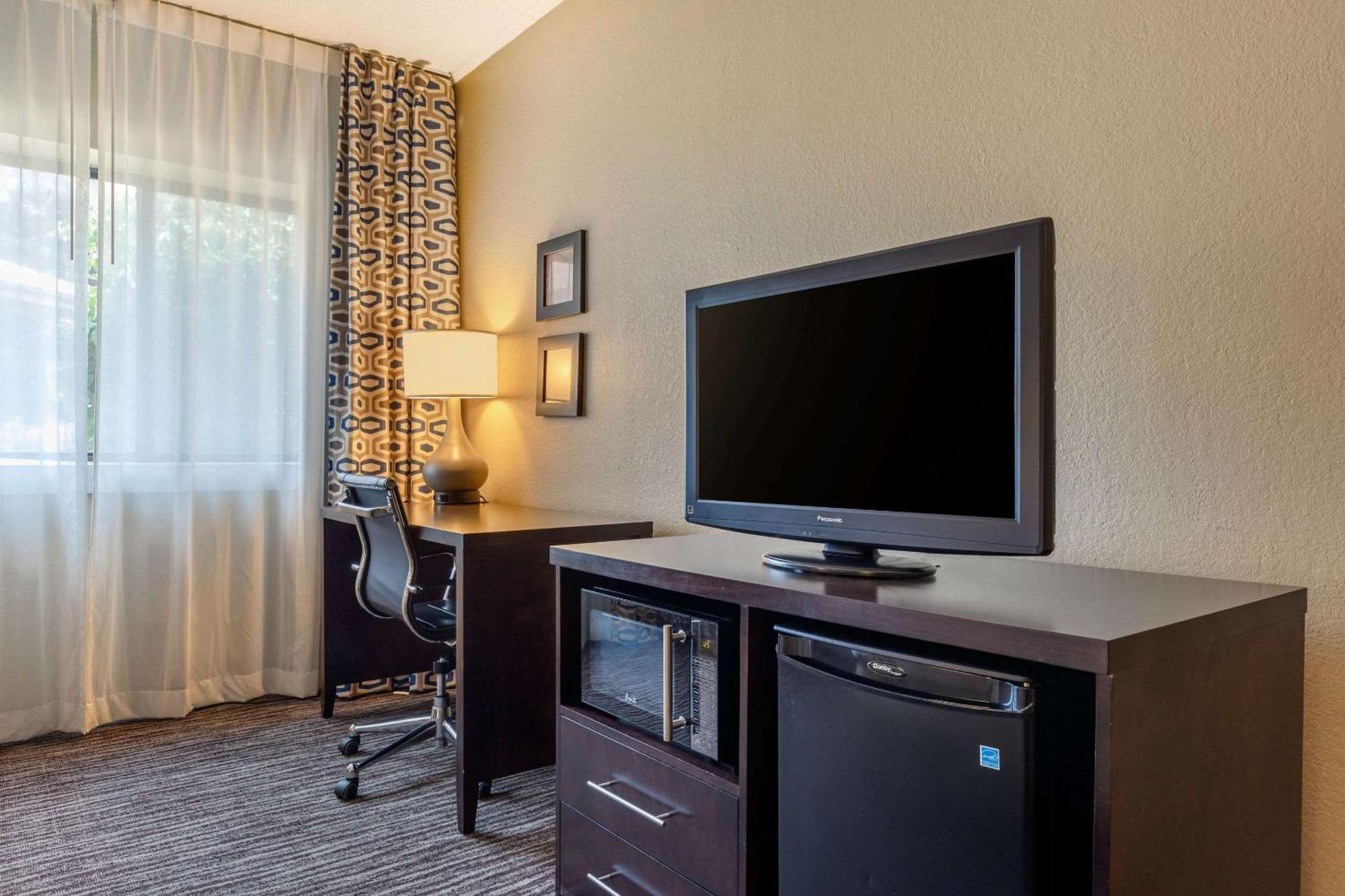Suburban Studios Arlington Heights Elk Grove Exteriér fotografie